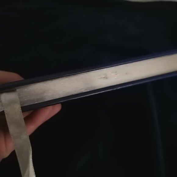 Peter Pan, by J.M. Barrie-- Gorgeous Keepsake Collector's Edition! - Picture 9 of 11